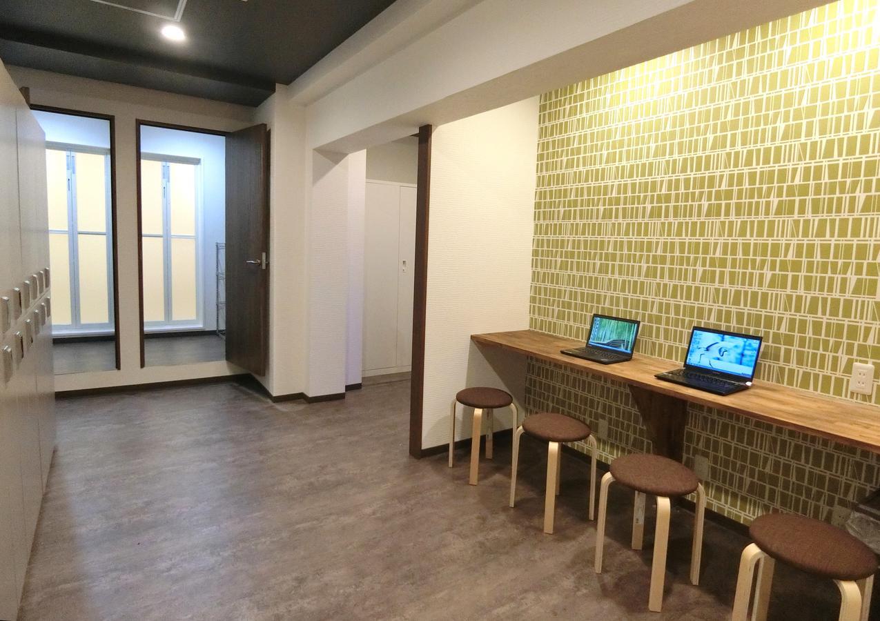 Capsule Hotel Manyudo Kyoto Exterior photo